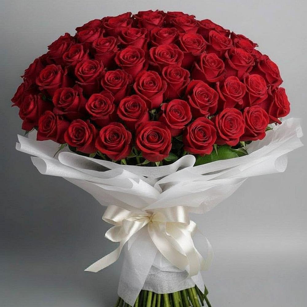 Букет 101 Красная роза Блэк Мэджик в Олымский