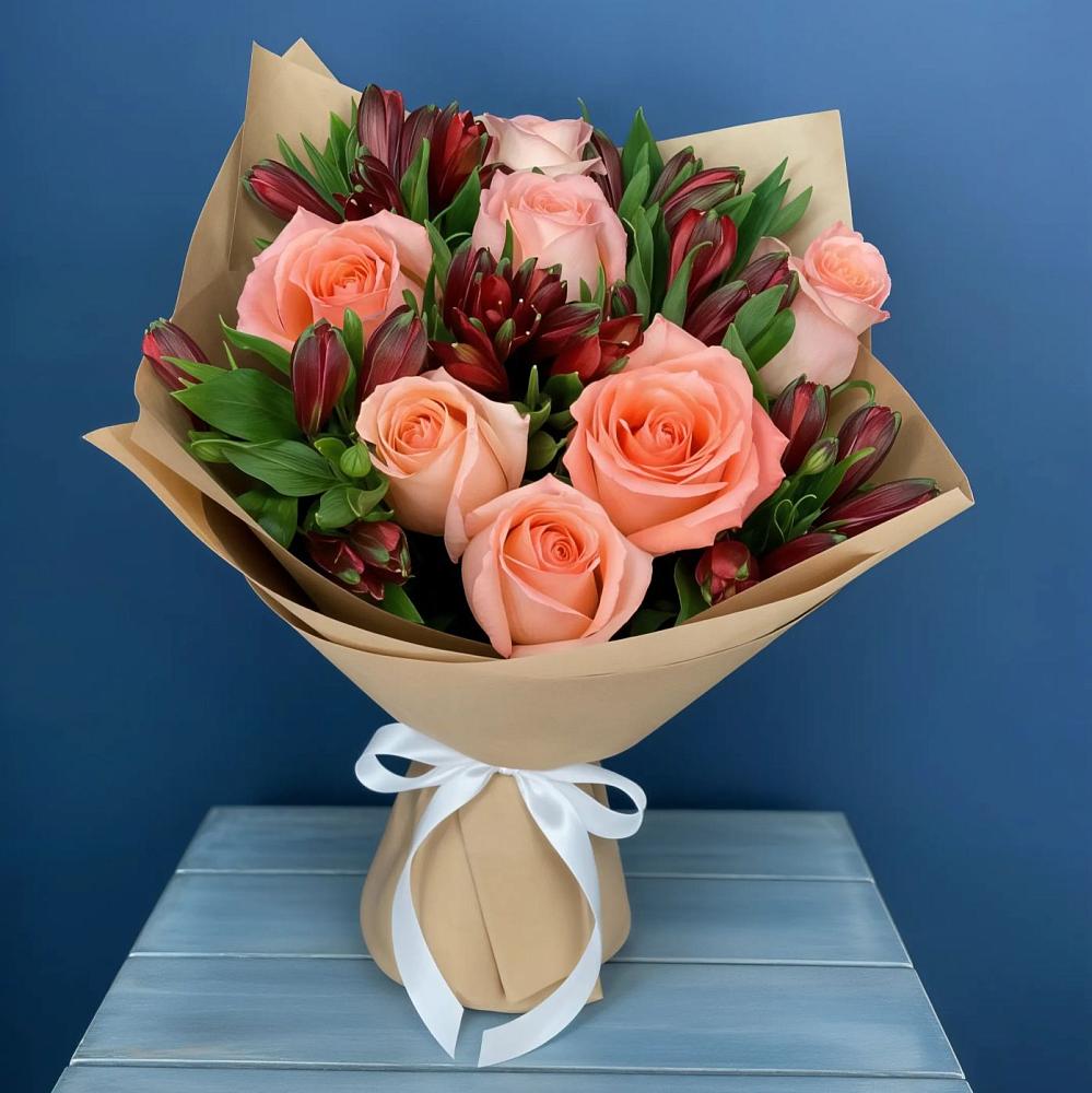 Букет цветов из: Розы и Альстромерии в Олымский