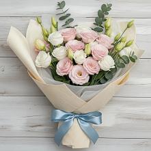 Букет цветов из:  Лизиантусы #REPLACE_PRED# Олымский