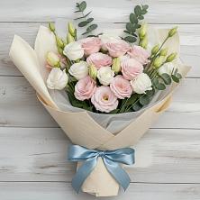 Букет цветов из:  Лизиантусы в Олымский