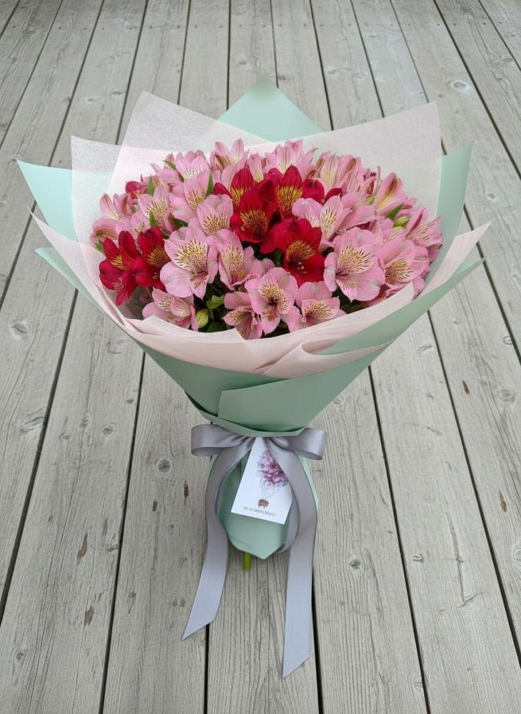 Букет цветов из: Альстромерии в Олымский