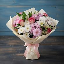 Букет цветов из:  Хризантемы, Альстромерии и Розы в Олымский