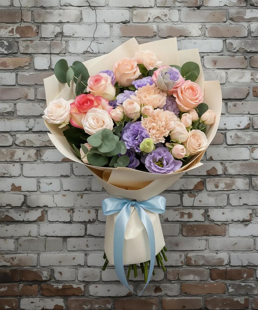 Букет цветов из: Розы, Лизиантусы и Гвоздики в Олымский