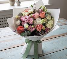 Букет цветов из:  Розы, Лизиантусы и Гвоздики #REPLACE_PRED# Олымский