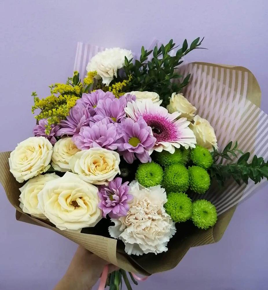 Букет цветов из: Хризантемы, Розы, Гвоздики и Герберы в Олымский