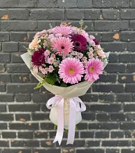 Букет цветов из:  Герберы и Хризантемы в Олымский