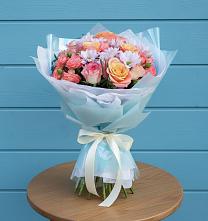 Букет цветов из:  Хризантемы и Розы в Олымский