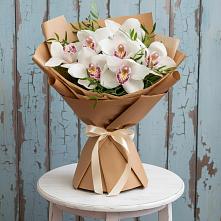 Букет цветов из:  Орхидеи и Розы #REPLACE_PRED# Олымский